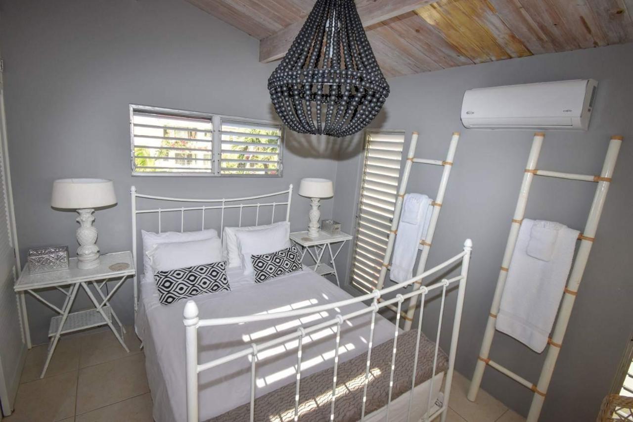 Antigua Village Beach Resort Dickenson Bay Kültér fotó